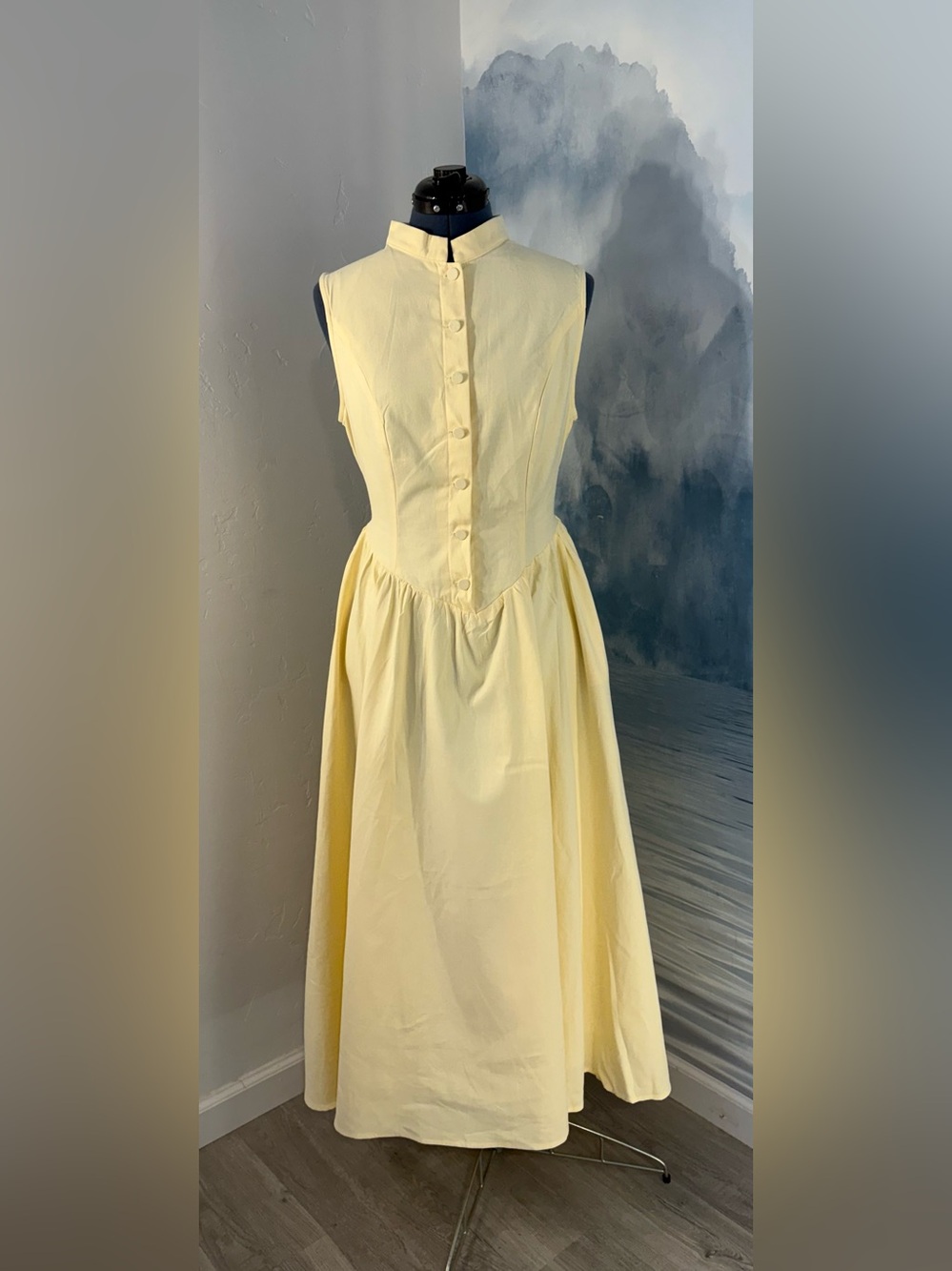 Sleeveless Pale Yellow Button-Front Midi Dress #402